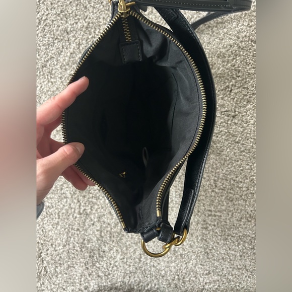 Black Fossil Leather Bucket Bag - Picture 2 of 6